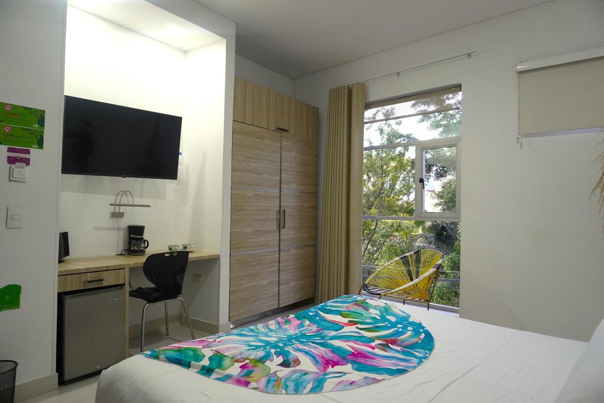 Hotel Bolivariana Plaza Медельїн Екстер'єр фото