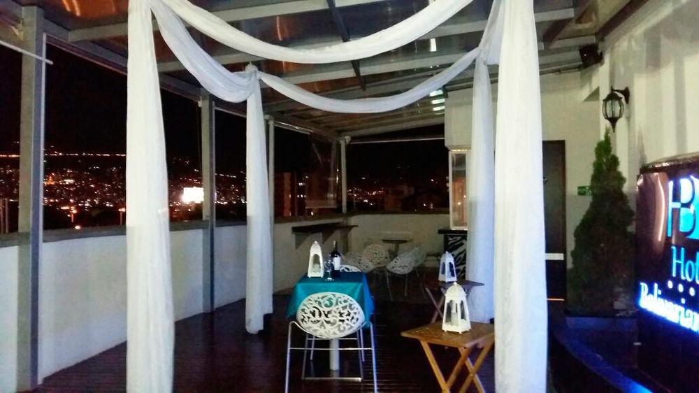 Hotel Bolivariana Plaza Медельїн Екстер'єр фото